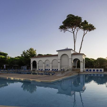 Belambra Clubs Presqu'Ile De Giens - Riviera Beach Club Hyères Exteriör bild